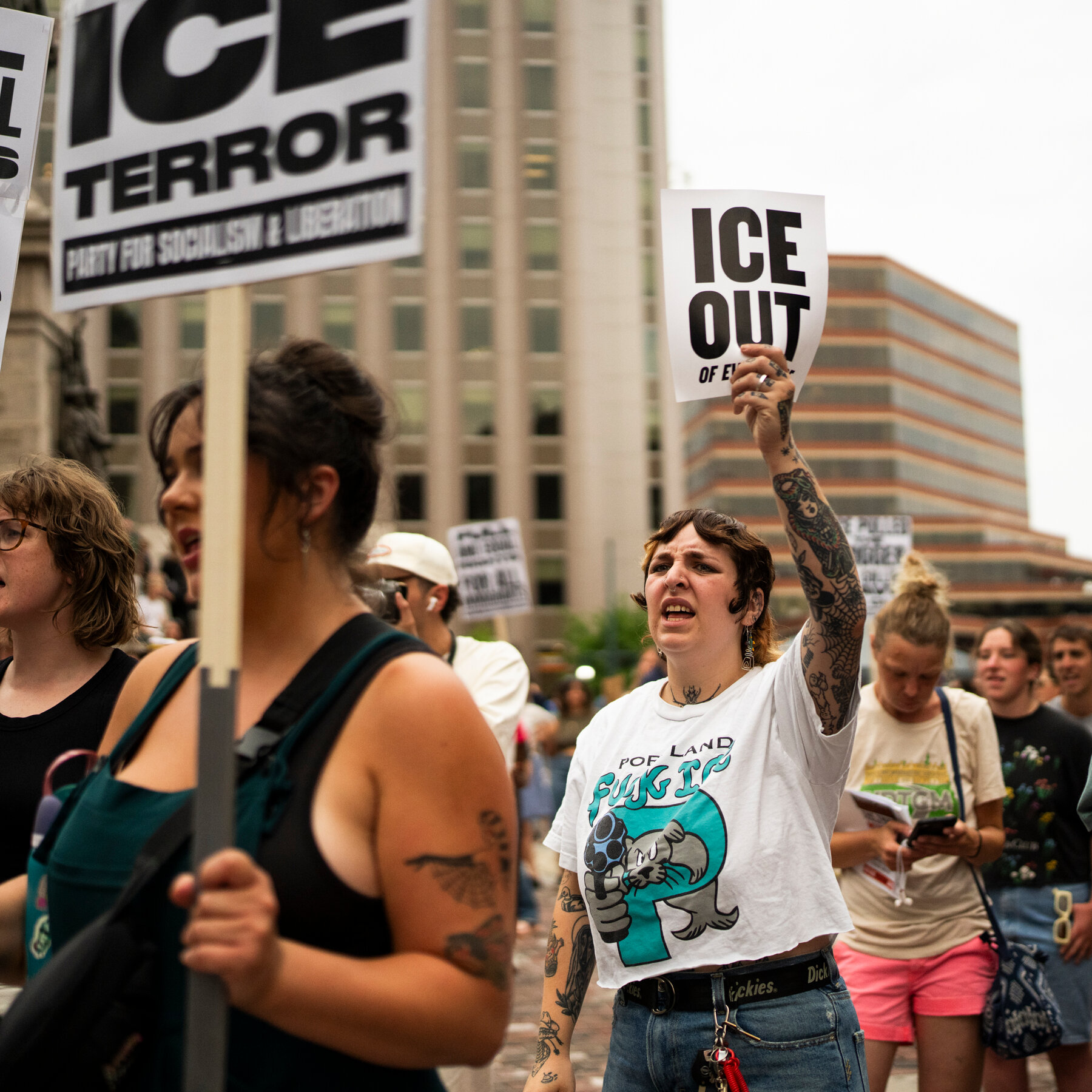 D.H.S. Won’t Name Agents Who Kill. Local Police Agencies Are More Open.